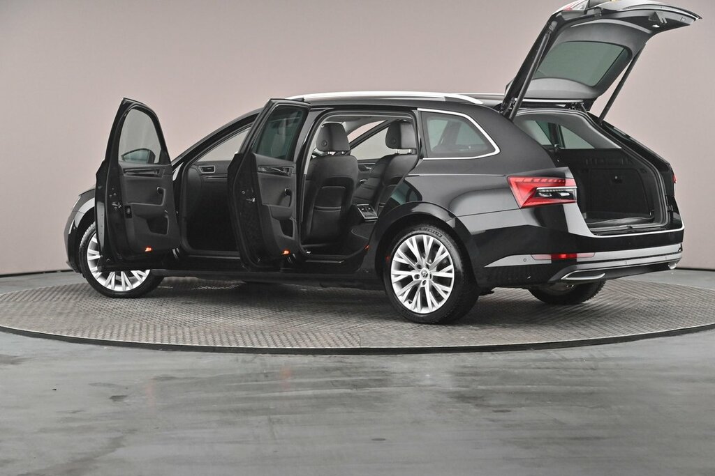 Skoda Superb Skoda Estate 2.0 Tdi Cr Se L Dsg Black #40