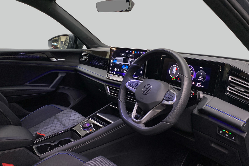 Volkswagen Tiguan R-line 1.5 Etsi 150 Ps 7-Speed Dsg Grey #6