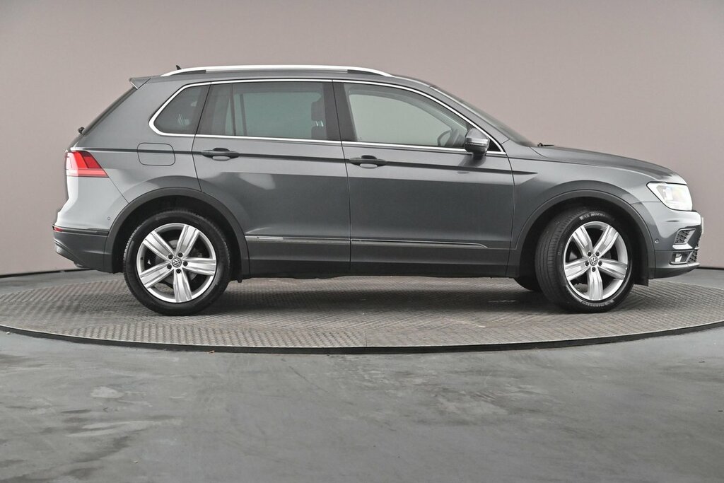 Volkswagen Tiguan Match 1.5 Tsi Evo 2Wd 150Ps 7-Speed Dsg Grey #4