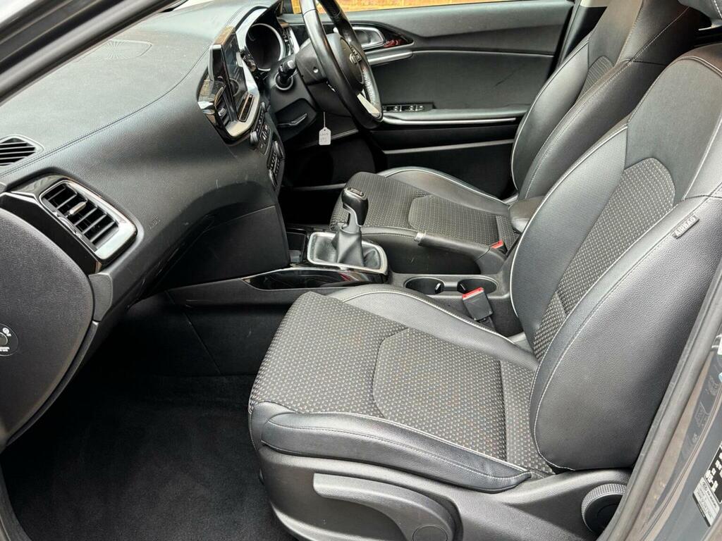 Kia Ceed 1.6 Crdi 3 Euro 6 Ss Grey #4