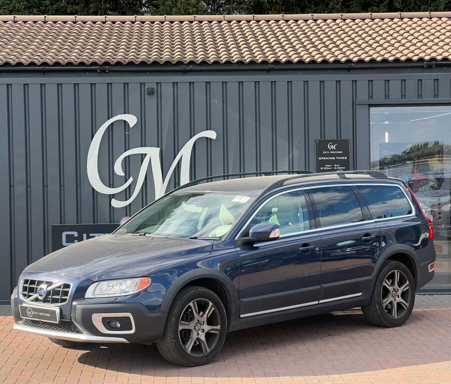 Volvo XC70 Se Lux Blue