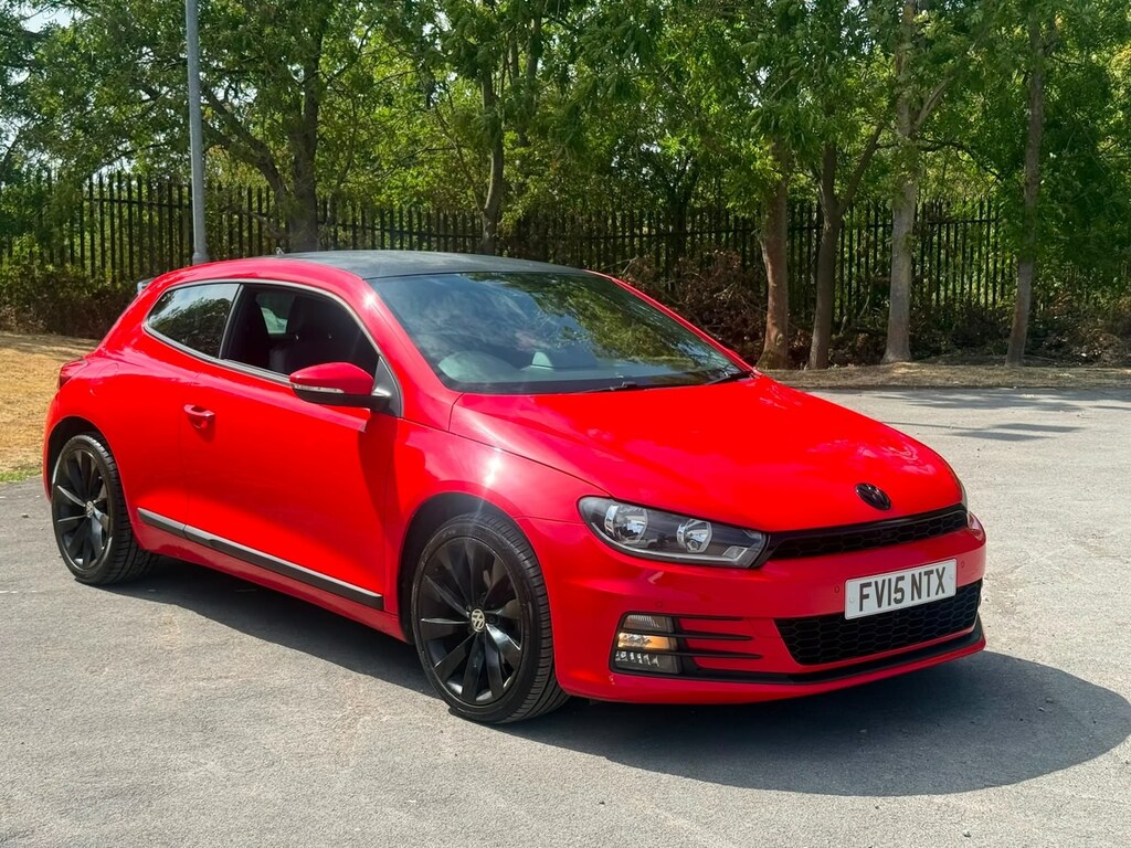 Volkswagen Scirocco 2.0 Tdi Bluemotion Tech Gt Red