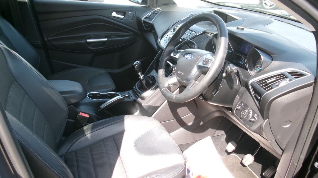 Ford Kuga Ford Kuga 2013 Black #2