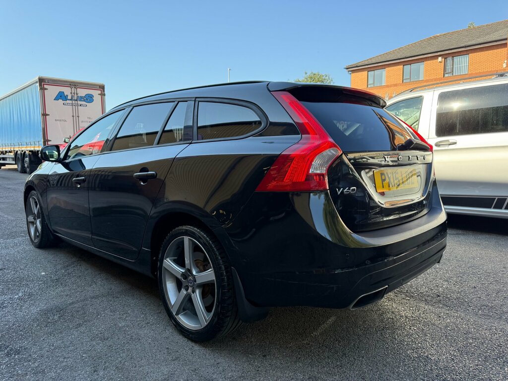 Volvo V60 2.0 D4 Business Edition Estate E Black #6