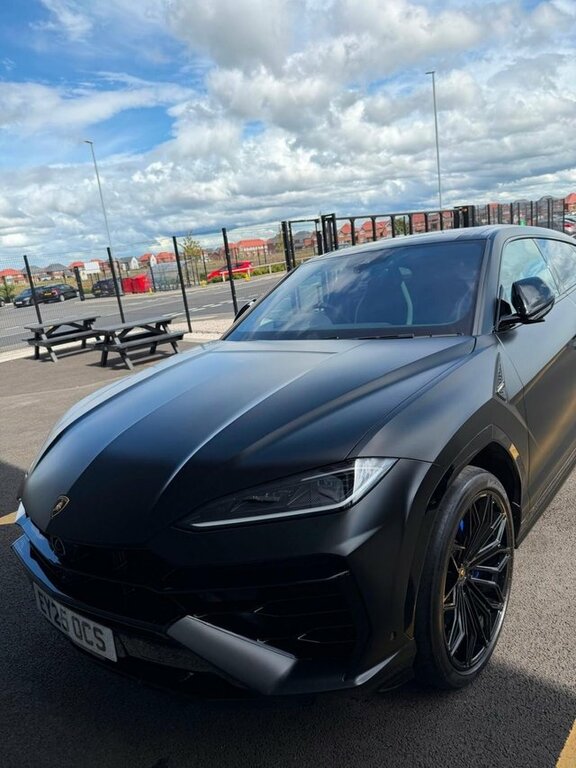 Lamborghini Urus V8 Biturbo 25.9Kwh Se Black #2