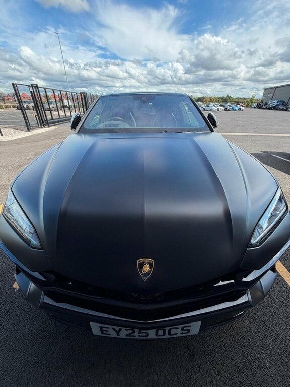 Lamborghini Urus V8 Biturbo 25.9Kwh Se Black #4
