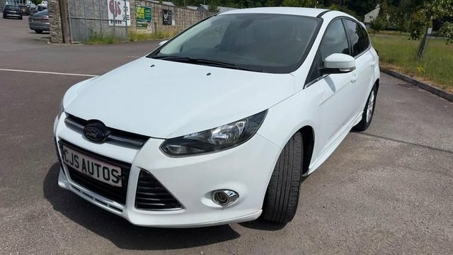 Ford Focus 2014 1.6 Tdci Titanium Navigator Hatchback Die CF14FPJ White #3