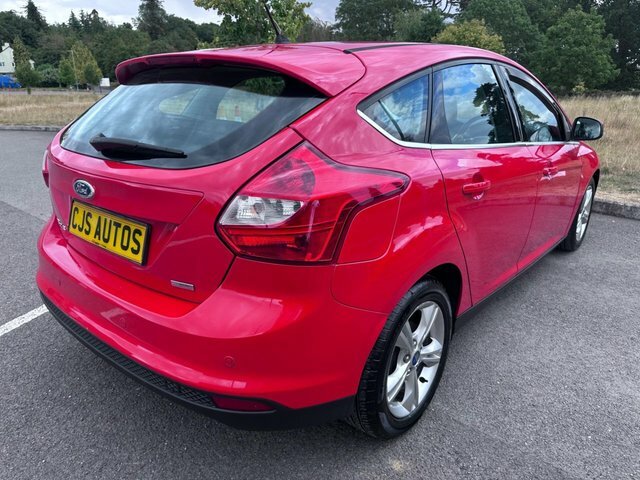 Ford Focus 2013 1.6 Tdci Zetec Hatchback Eu CV13YPZ Red #6