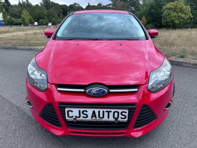 Ford Focus 2013 1.6 Tdci Zetec Hatchback Eu CV13YPZ Red #2