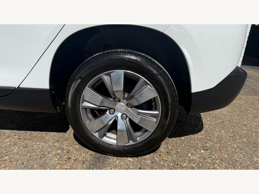 Peugeot 2008 1.6 2008 Feline White #17
