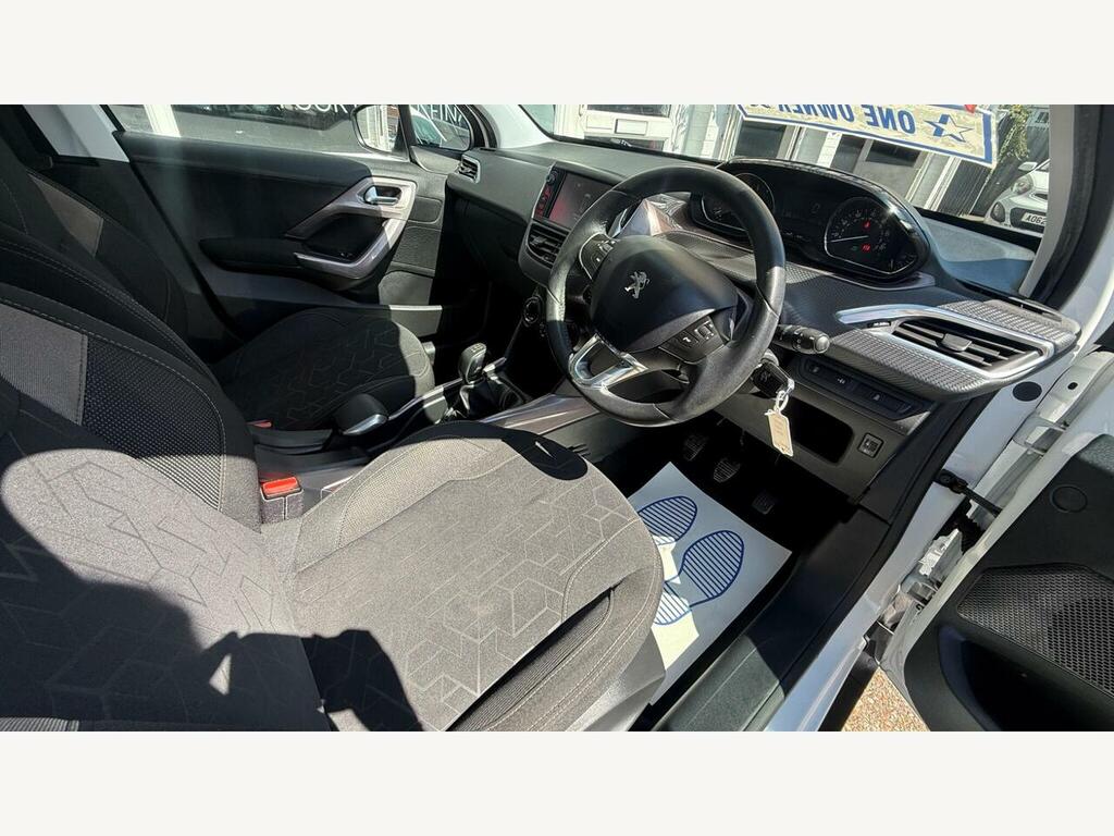 Peugeot 2008 1.6 2008 Feline White #9