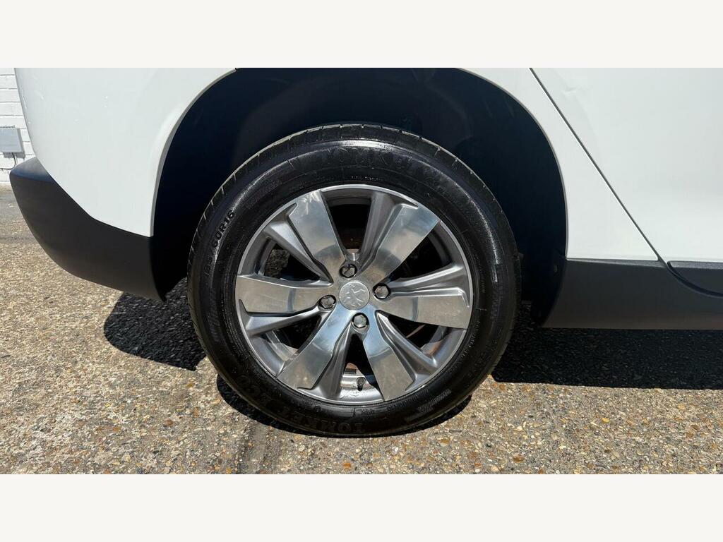 Peugeot 2008 1.6 2008 Feline White #19