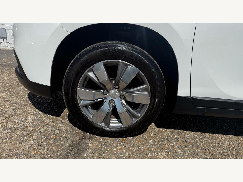 Peugeot 2008 1.6 2008 Feline White #18