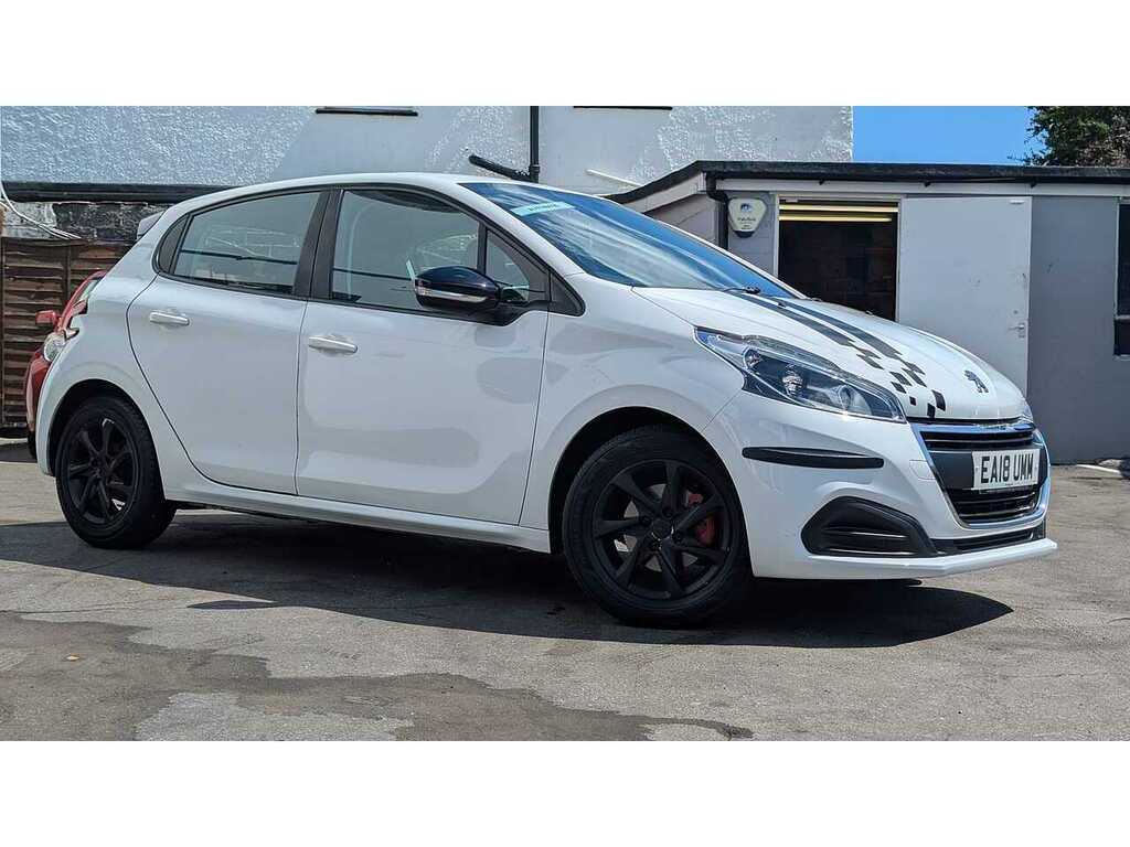 Peugeot 208 1.2 Puretech Active Hatchback Etg Euro White