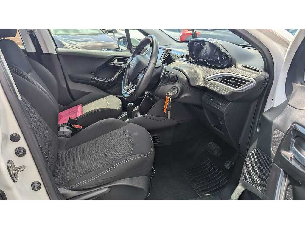 Peugeot 208 1.2 Puretech Active Hatchback Etg Euro White #5