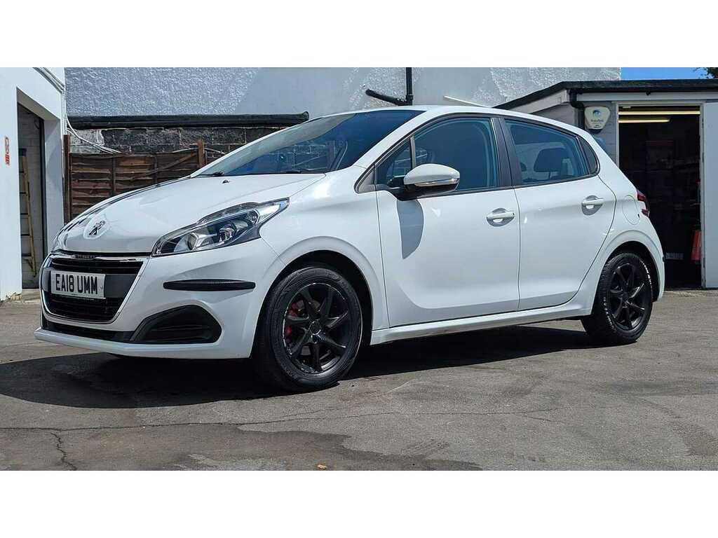 Peugeot 208 1.2 Puretech Active Hatchback Etg Euro White #3