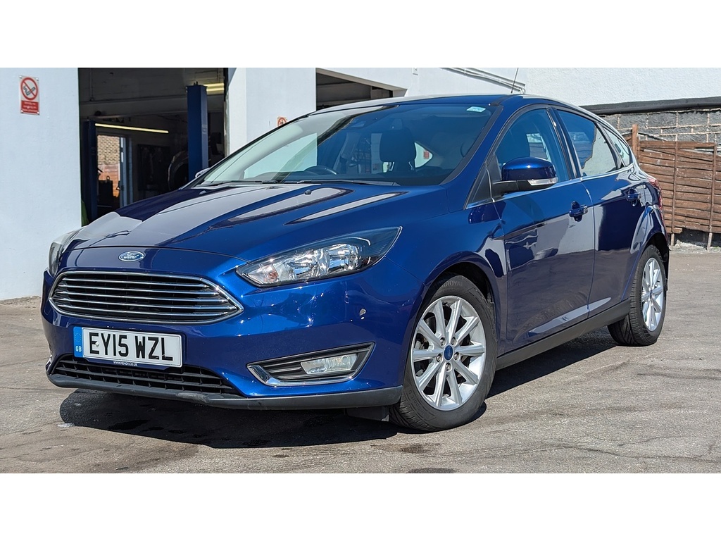 Ford Focus 1.6 Titanium Hatchback Powershift Euro EY15WZL Blue #5