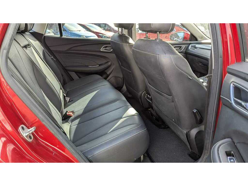 MG MG5 52.5Kwh Exclusive Estate 156 Ps VK71SRY Red #6