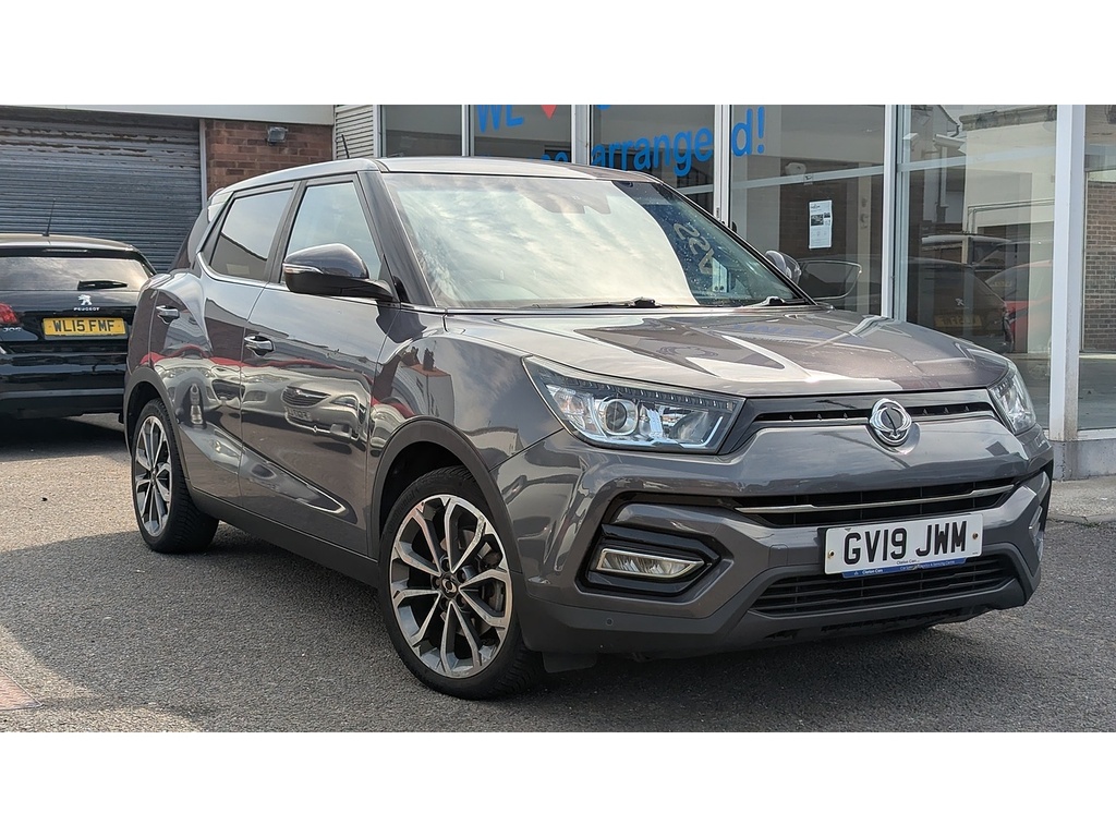 SsangYong Tivoli 1.6 E-xgi Ultimate Suv Euro 6 128 Grey