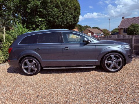Audi Q7 2014 64 3.0 Grey #6