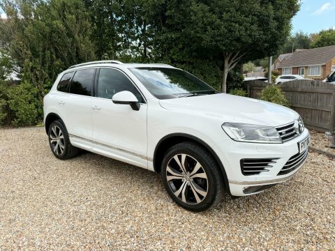 Volkswagen Touareg 2017 17 3.0 White #4
