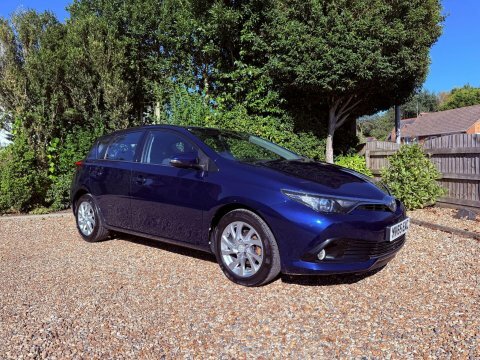 Toyota Auris 2015 65 1.2 Blue #2