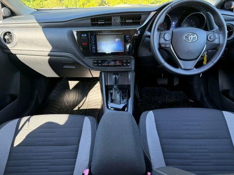 Toyota Auris 1.8 Vvti Hybrid Icon Cvt Grey #17