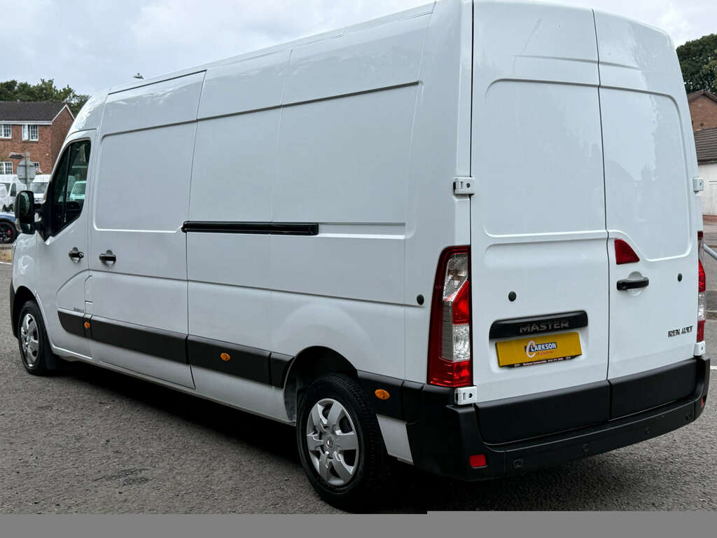 Renault Master Lm35 Business Blue L3h3 Lwb 2.3 Dci White