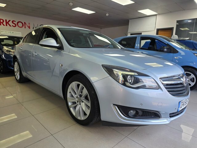 Vauxhall Insignia Hatchback Silver #2