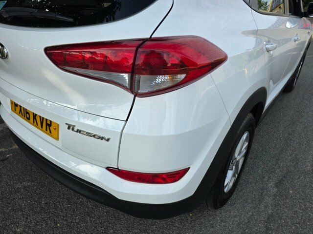 Hyundai Tucson Suv 1.6 Gdi Blue Drive Se Euro 6 Ss 20166 Blue #33