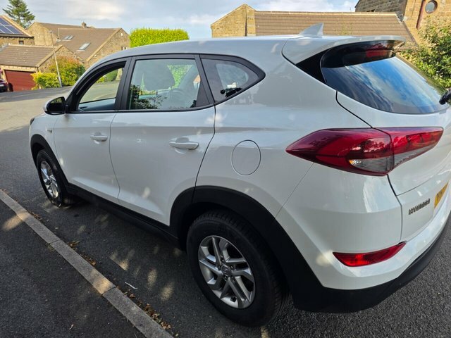 Hyundai Tucson Suv 1.6 Gdi Blue Drive Se Euro 6 Ss 20166 Blue #30