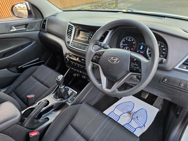 Hyundai Tucson Suv 1.6 Gdi Blue Drive Se Euro 6 Ss 20166 Blue #16