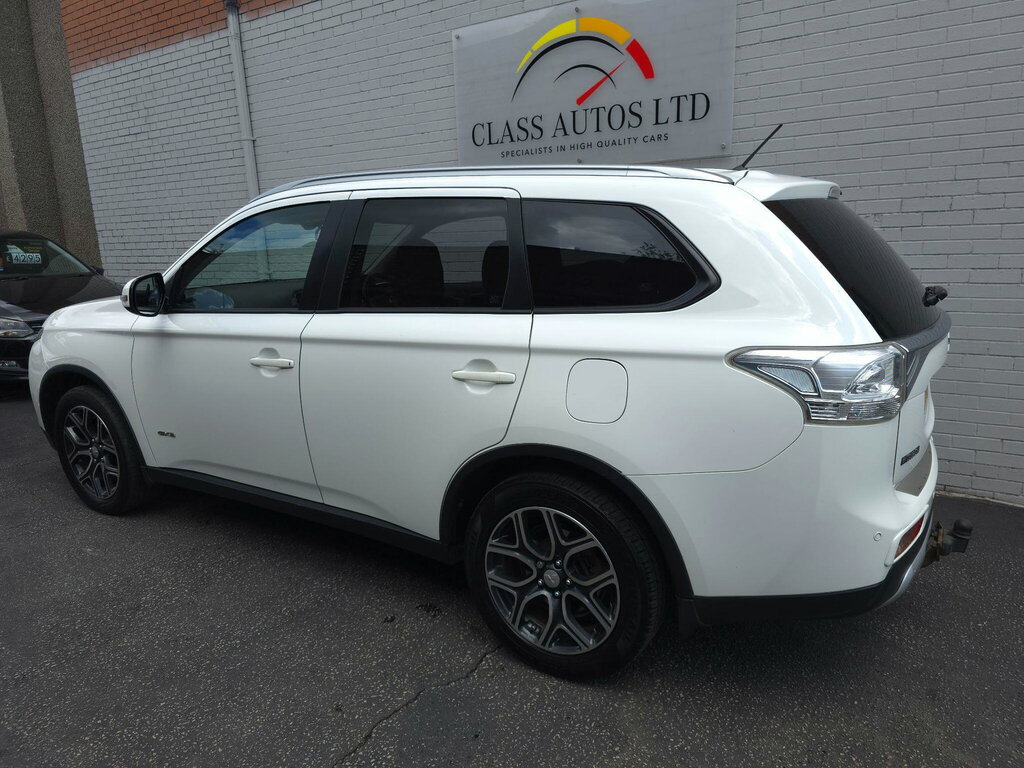 Mitsubishi Outlander 2.2 Di-d Gx3 4Wd Euro 5 Ss White #5