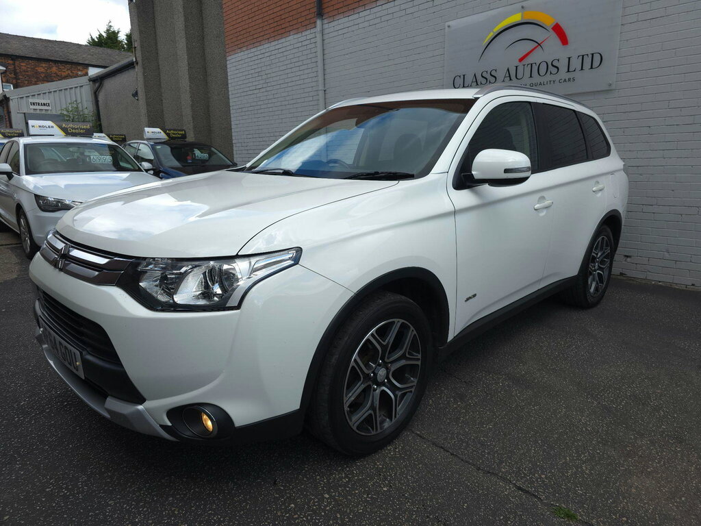 Mitsubishi Outlander 2.2 Di-d Gx3 4Wd Euro 5 Ss White #4