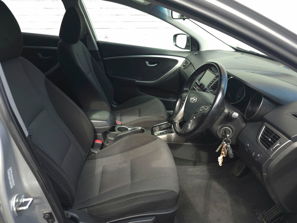 Hyundai I30 1.6 Crdi Active Blue Drive Spec-blue-2 Keys-0tax- Blue #13