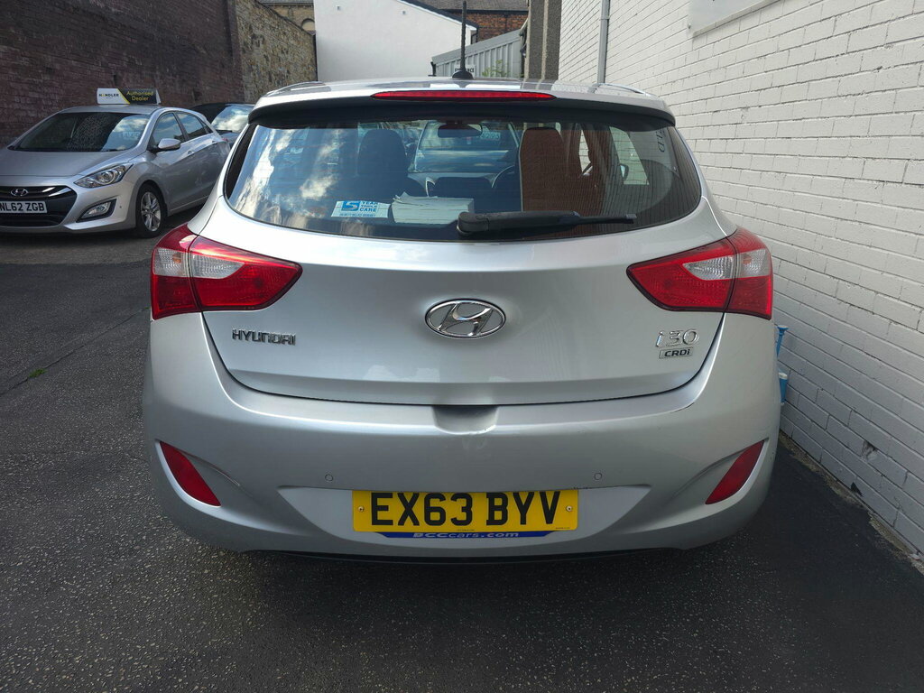 Hyundai I30 1.6 Crdi Active Blue Drive Spec-blue-2 Keys-0tax- Blue #9