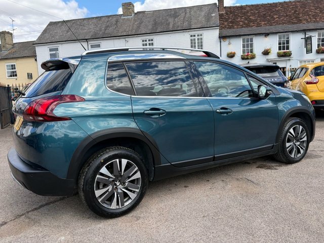 Peugeot 2008 1.2 Pure Tech Allure Suv Etg BW66GKO Green #5