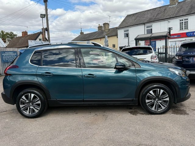 Peugeot 2008 1.2 Pure Tech Allure Suv Etg BW66GKO Green #3