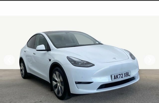 Tesla Model Y Dual Motor Long Range Suv White