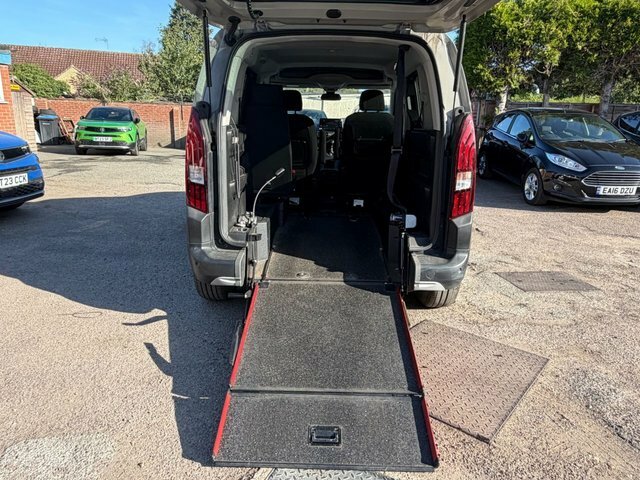 Peugeot Rifter 1.5 Bluehdi Allure Wav Wheelchair Accessible V Beige #3