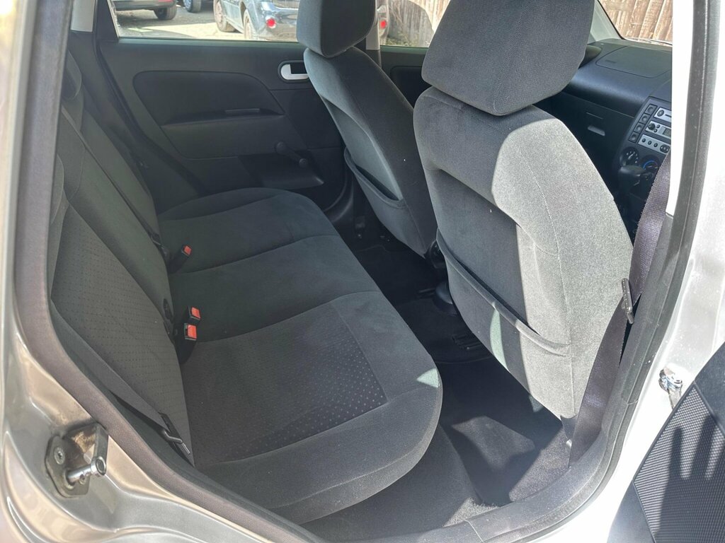Ford Fiesta 1.25 Finesse Silver #13