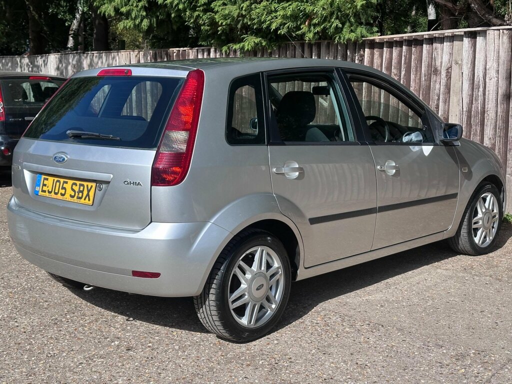 Ford Fiesta 1.25 Finesse Silver #10
