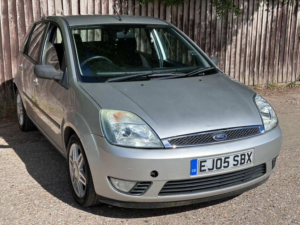 Ford Fiesta 1.25 Finesse Silver #2
