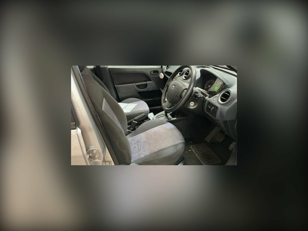 Ford Fiesta Style Climate 16V 5-Door Silver #3