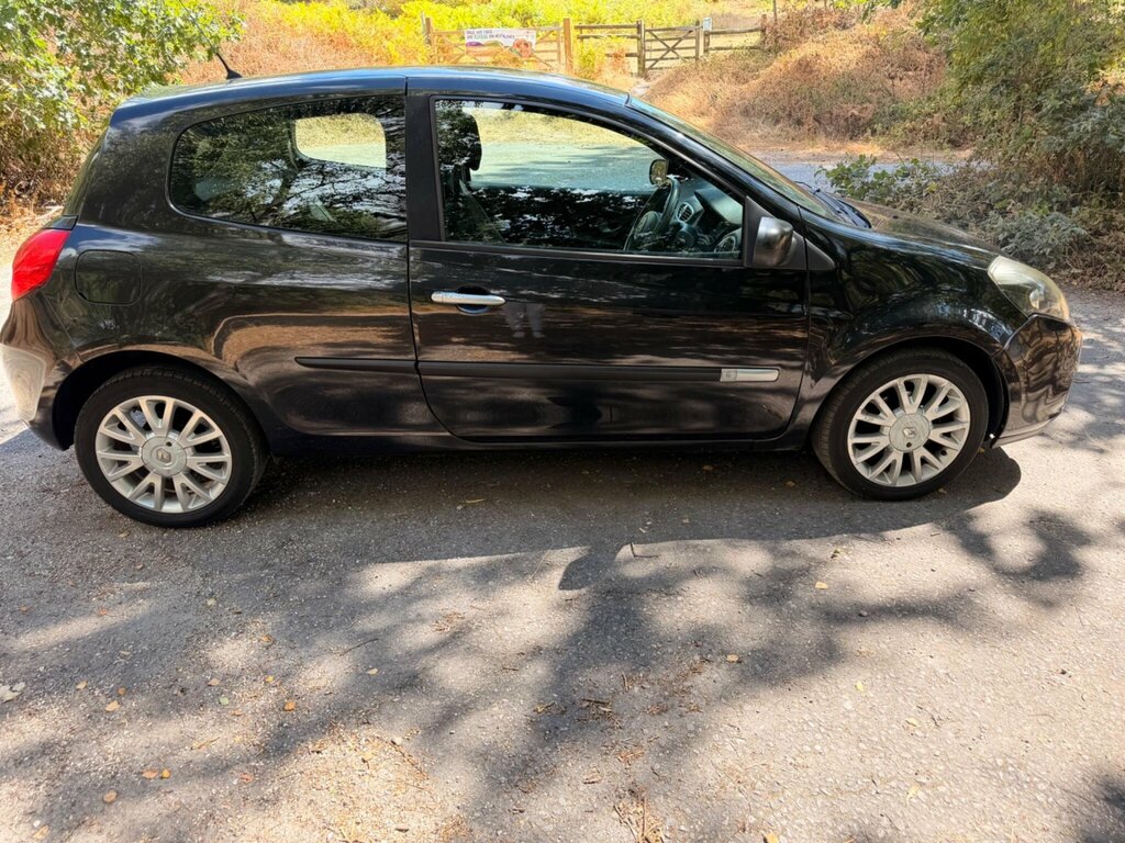 Renault Clio 1.2 Tce Dynamique Euro 4 Black #6