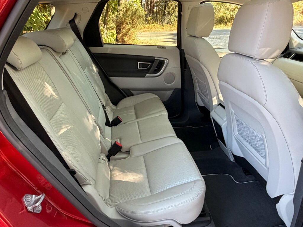 Land Rover Discovery Sport 2L Se Tech White #21