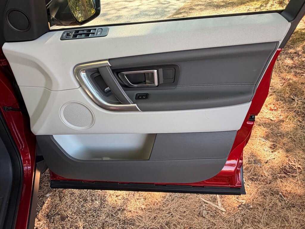 Land Rover Discovery Sport 2L Se Tech White #14