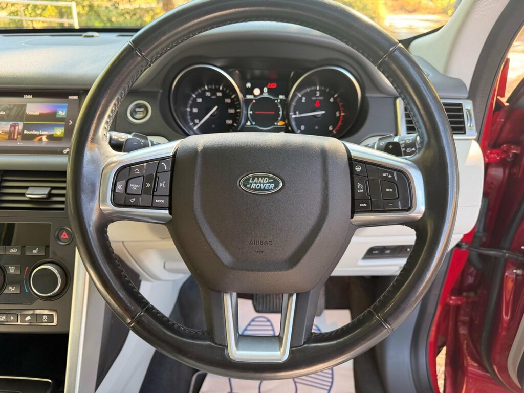 Land Rover Discovery Sport 2L Se Tech White #27