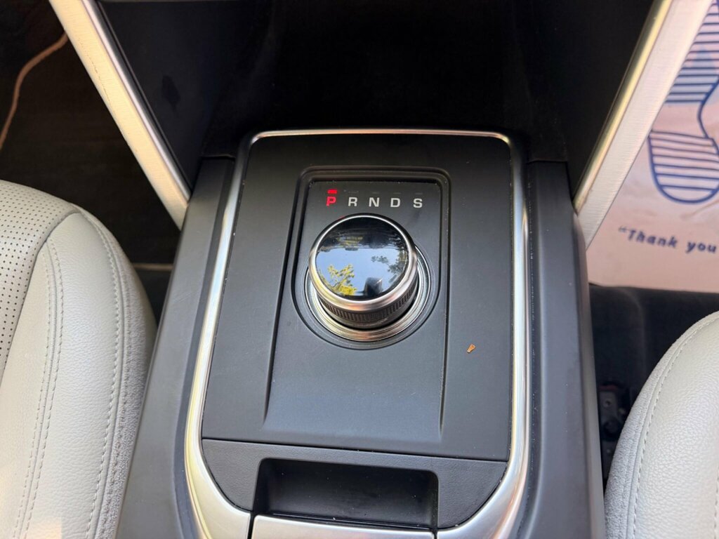 Land Rover Discovery Sport 2L Se Tech White #30