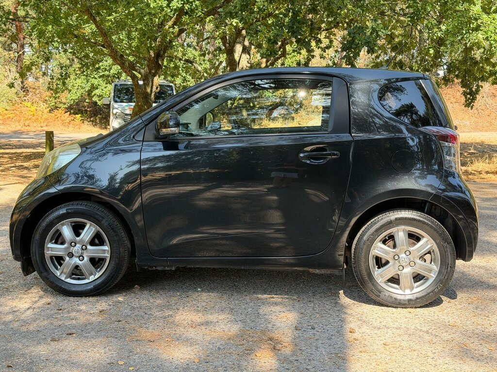Toyota IQ 1.0 Vvt-i 2 Multidrive Euro 4 Black #6